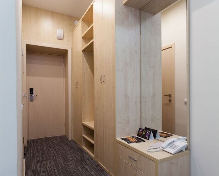 בית מלון כפרי Izh