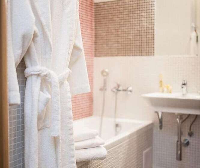 בית מלון כפרי Izh