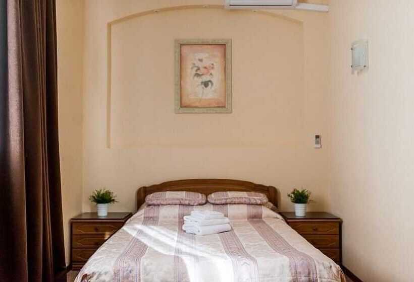 בית מלון כפרי Izh