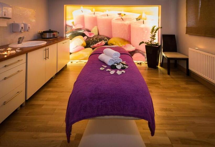 בית מלון כפרי Król Plaza Spa & Wellness