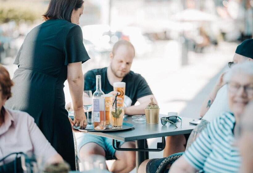 בית מלון כפרי Restaurant Krone