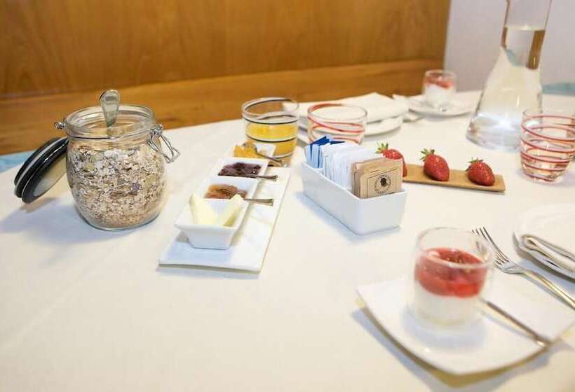 Отель Locanda San Lorenzo