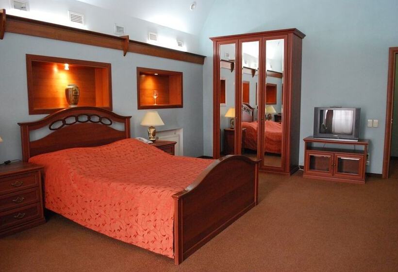 فندق Na Dvoryanskoy