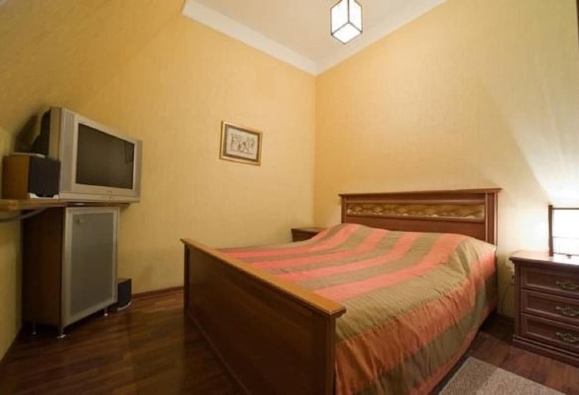 فندق Na Dvoryanskoy