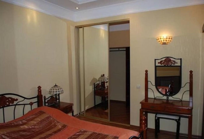 فندق Na Dvoryanskoy