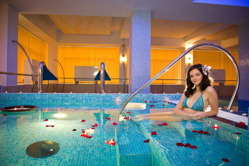 בית מלון כפרי Nevis Wellness & Spa