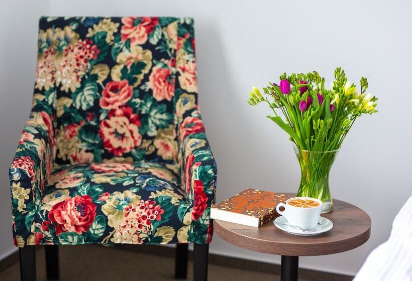 Отель Olympionik