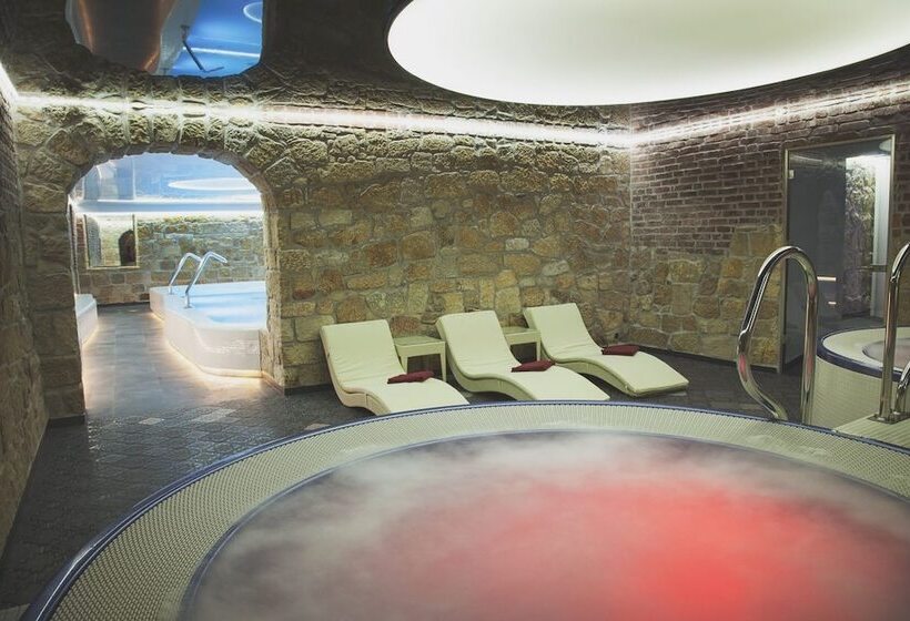בית מלון כפרי Pałac Brunów   Wellness & Spa