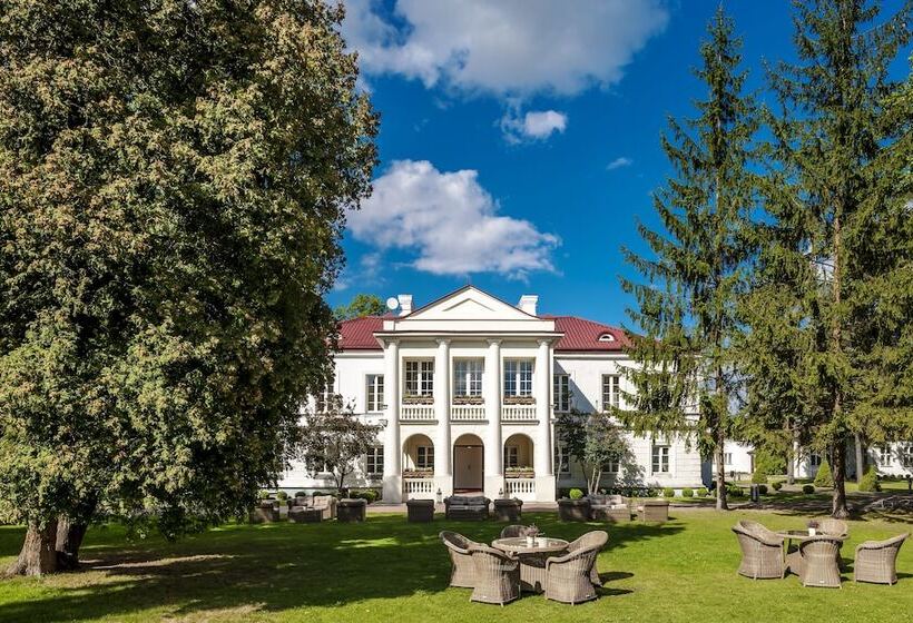 Отель Pałac Zegrzyński