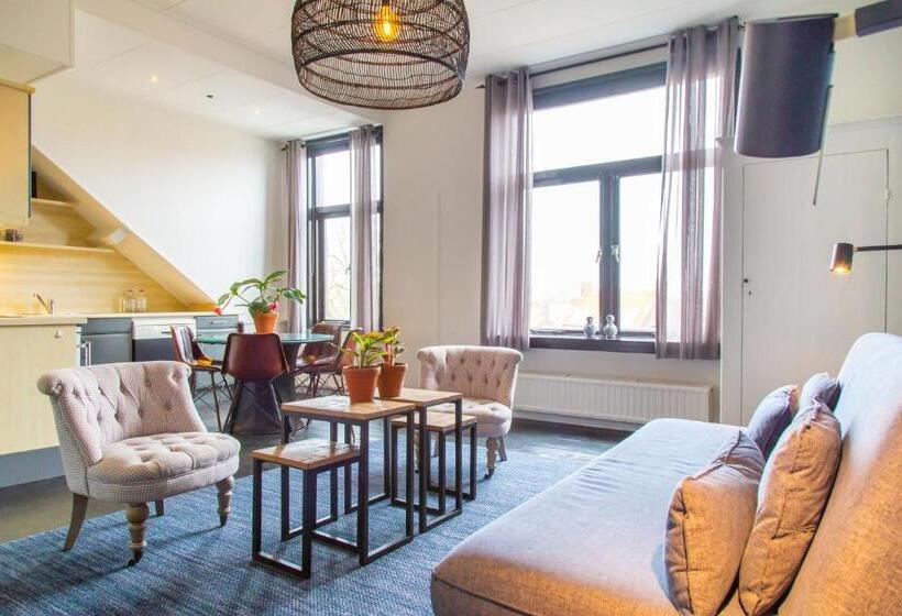 هتل Pannenkoekhuis Vierwegen