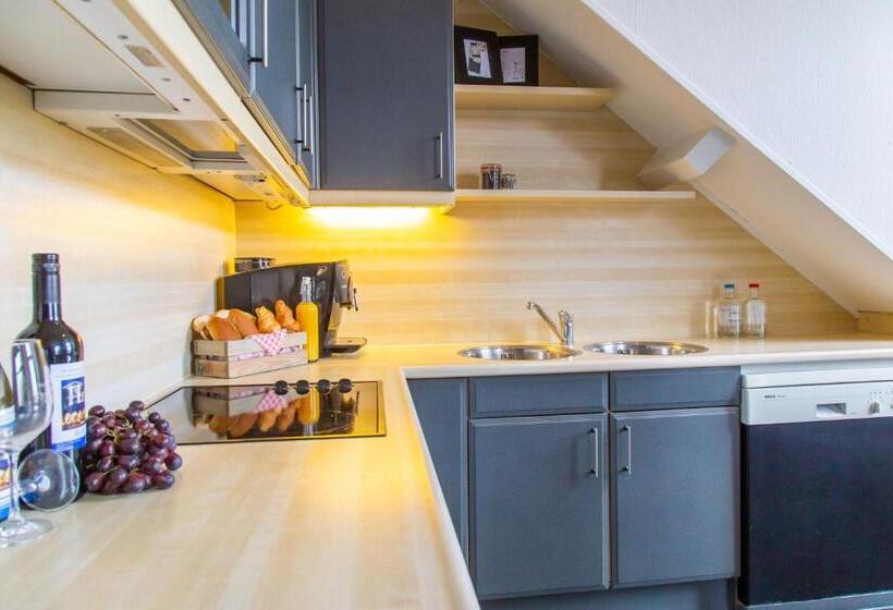 هتل Pannenkoekhuis Vierwegen