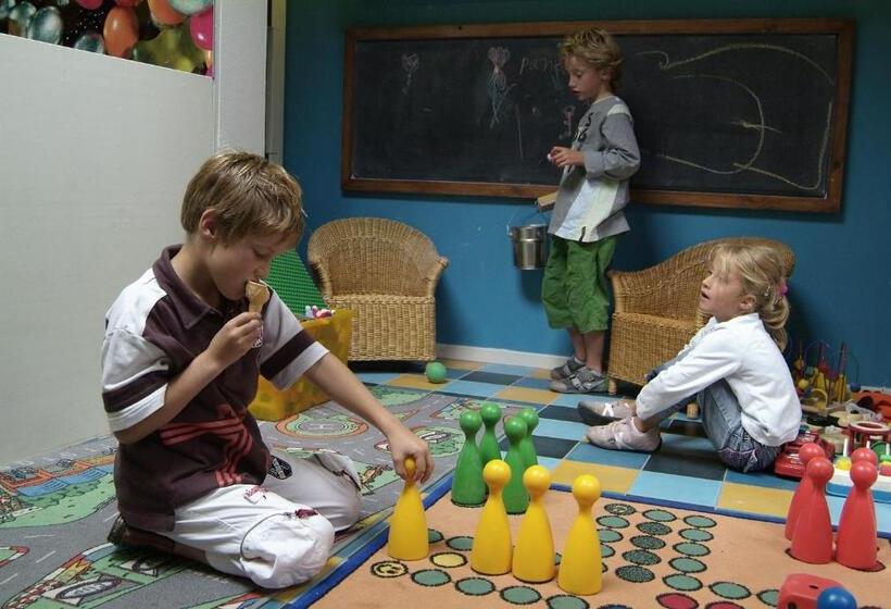 هتل Pannenkoekhuis Vierwegen