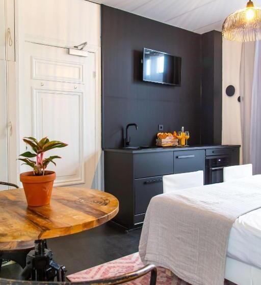 هتل Pannenkoekhuis Vierwegen