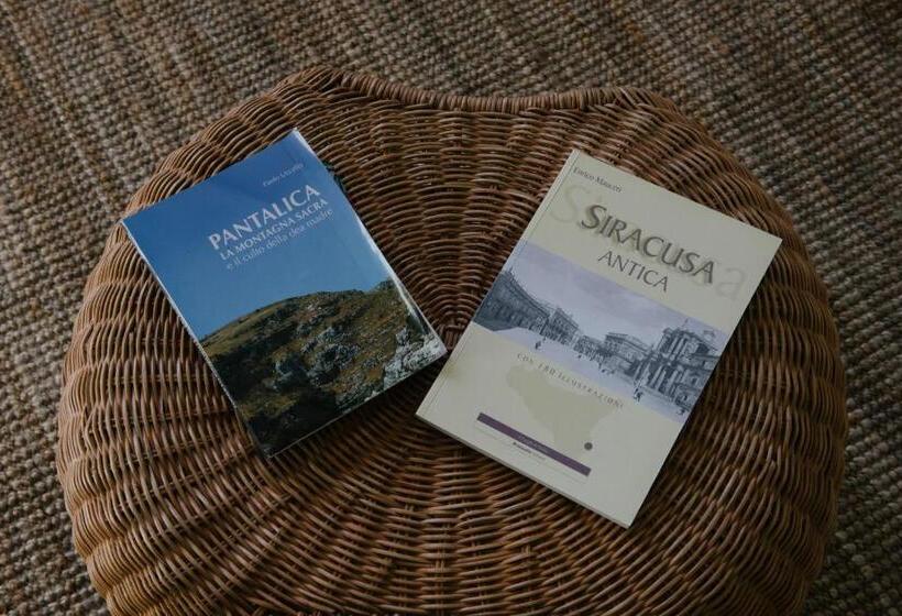 Отель Agriturismo Pantalica Ranch