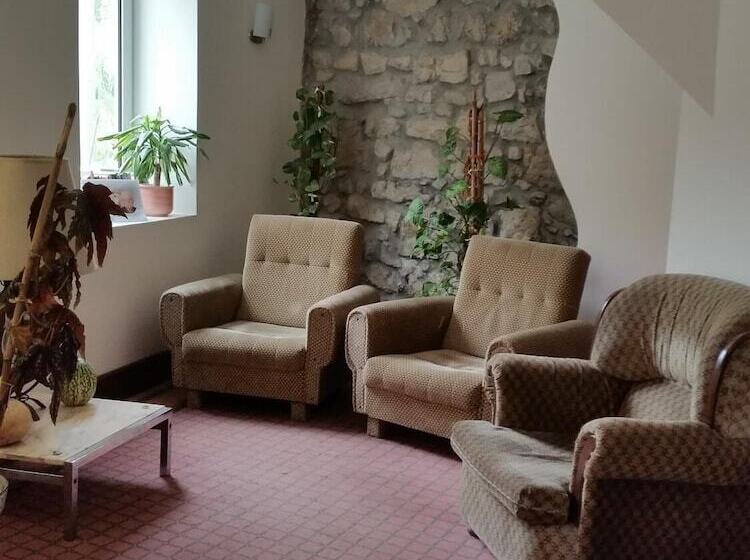 Отель Pensao Lourenco