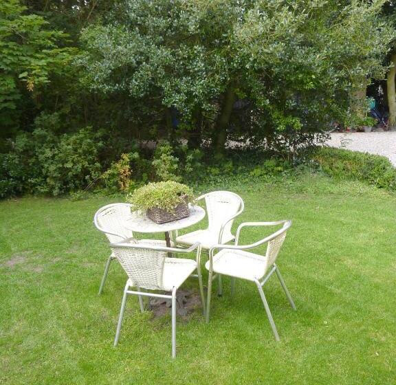 בית מלון כפרי Pension Zoom Oord