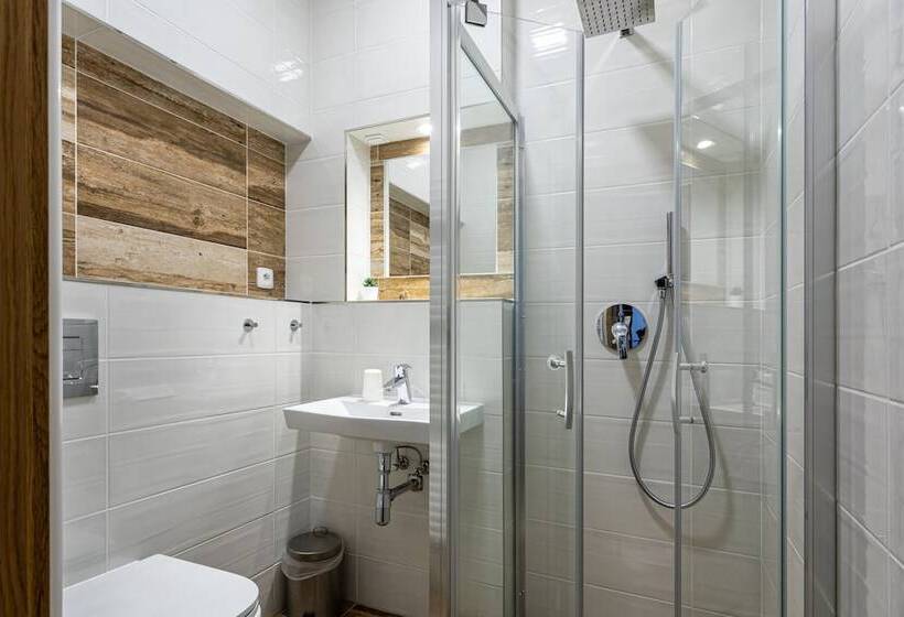 酒店 Penzion U Vlka