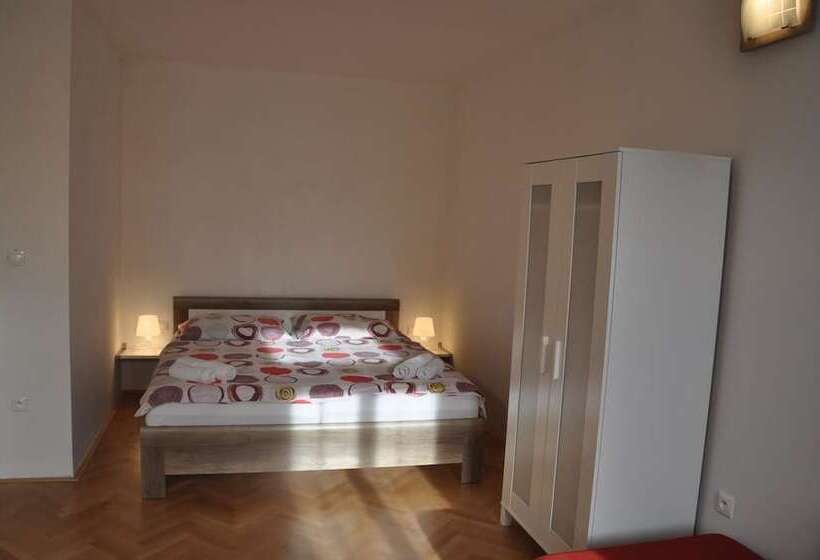 酒店 Penzion U Vlka