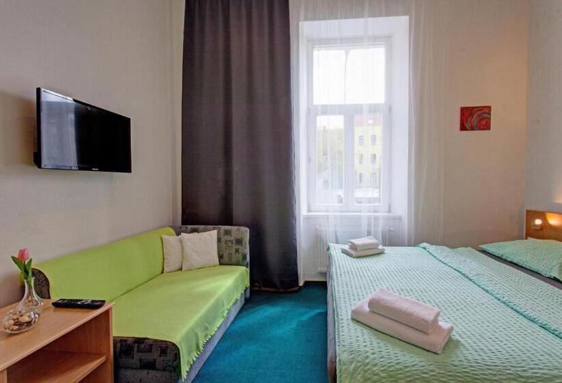 酒店 Penzion U Vlka