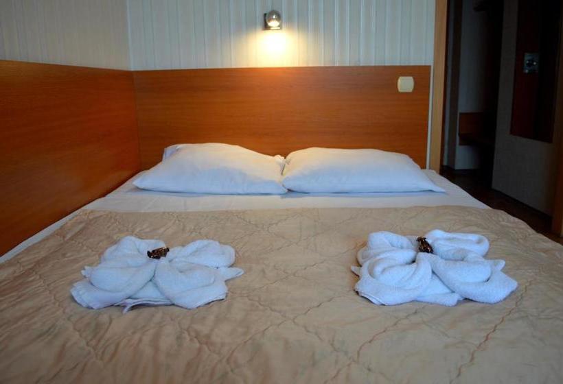 בית מלון כפרי Perła