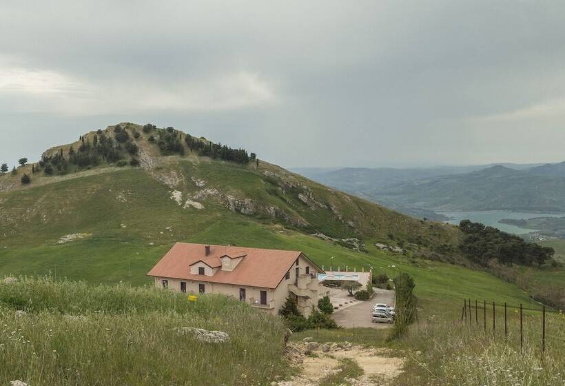 בית מלון כפרי Pigna D Oro Country