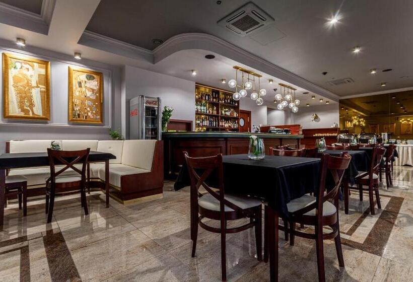 فندق Poniatowski