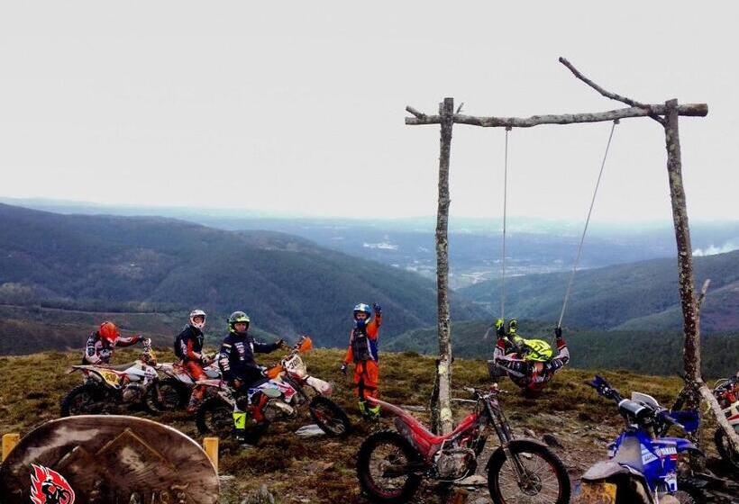 ホテル Quintal De Alem Do Ribeiro Turismo Rural