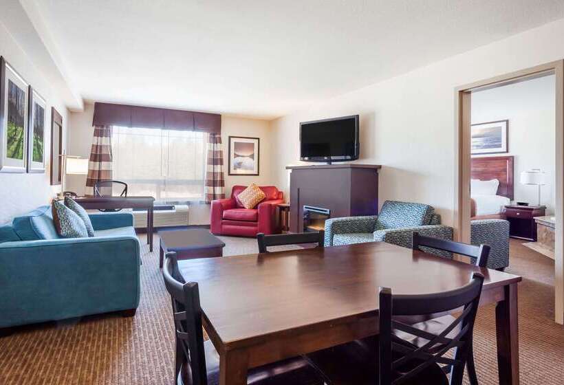 ホテル Ramada By Wyndham Creston