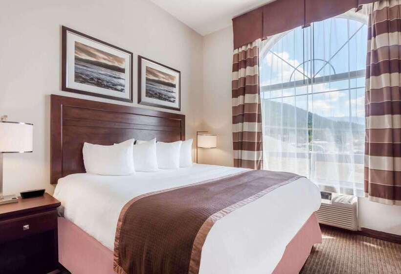 ホテル Ramada By Wyndham Creston