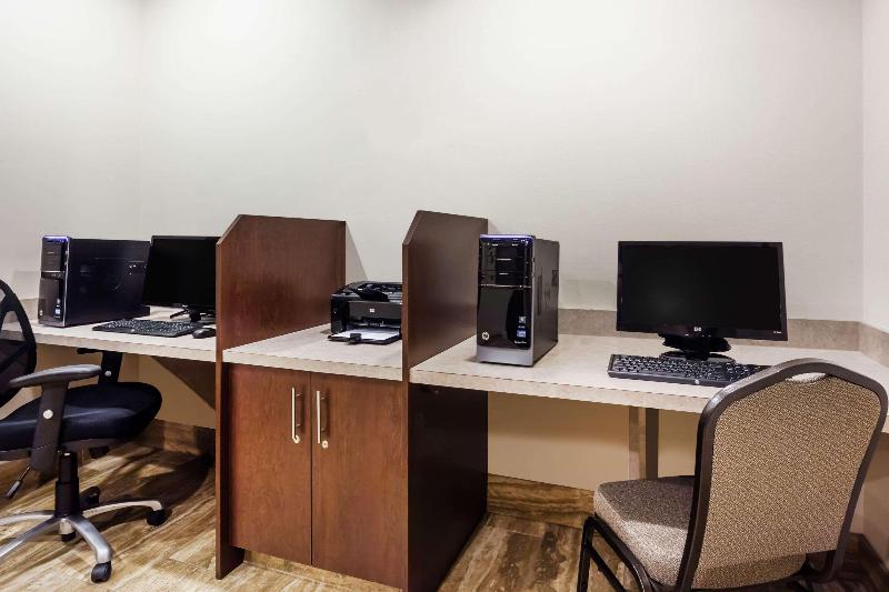 ホテル Ramada By Wyndham Creston