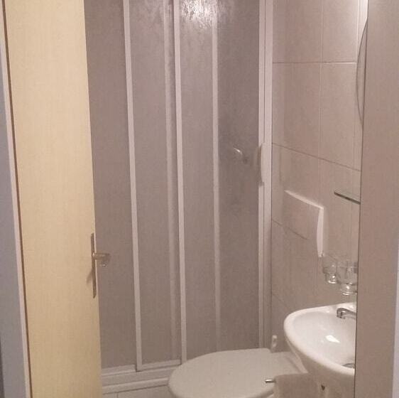 فندق Restaurant Rebstock