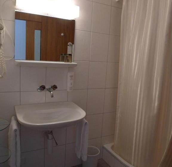 Отель Restaurant Seegarten Marina