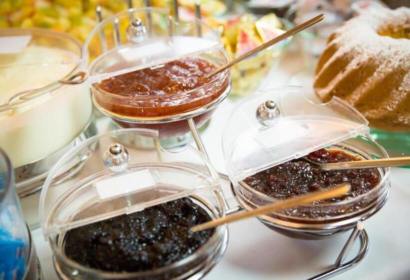 فندق Restaurant Thadeushof