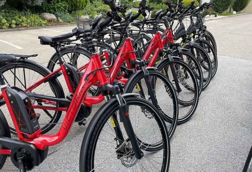 Urdlwirt   Hotel & Restaurant