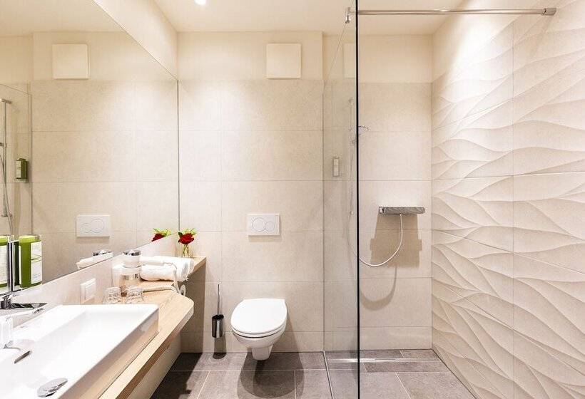 Urdlwirt   Hotel & Restaurant