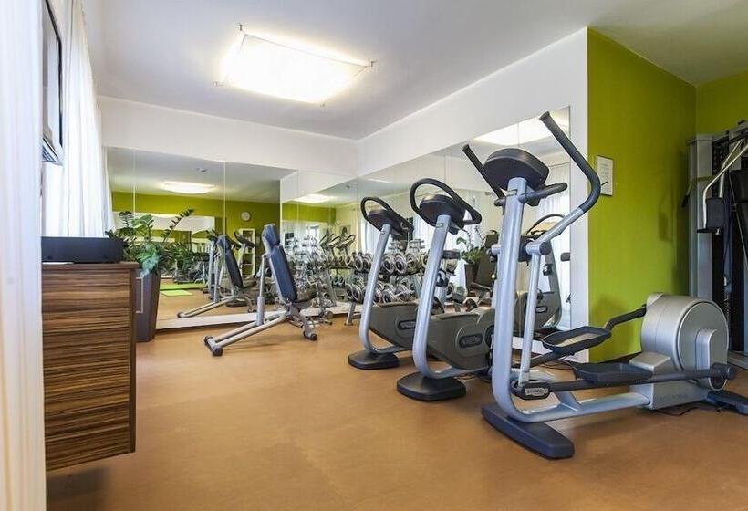 Urdlwirt   Hotel & Restaurant