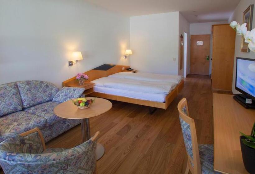 Отель & Spa Cacciatori