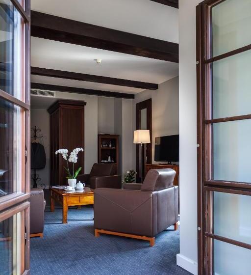 בית מלון כפרי Spa Dr Irena Eris Wzgorza Dylewskie