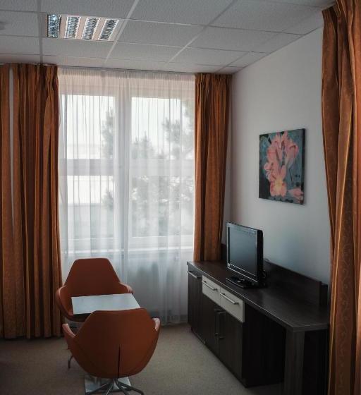 בית מלון כפרי Sport Relax Centrum Bors Club