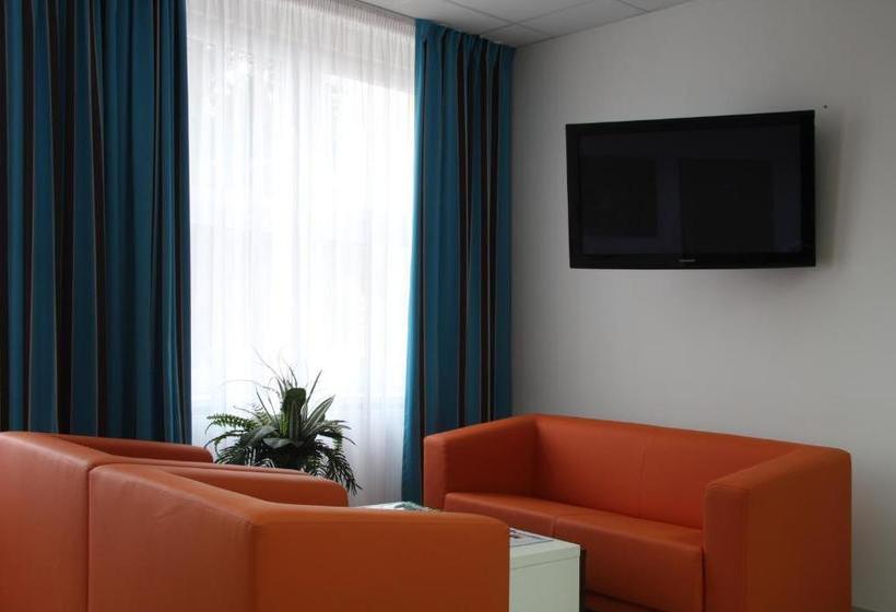 בית מלון כפרי Sport Relax Centrum Bors Club