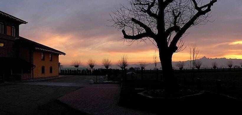 בית מלון כפרי Tenuta Canta