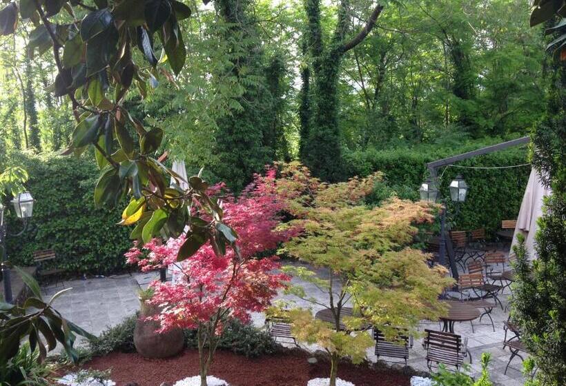 فندق Tenuta Del Massimo Feudo