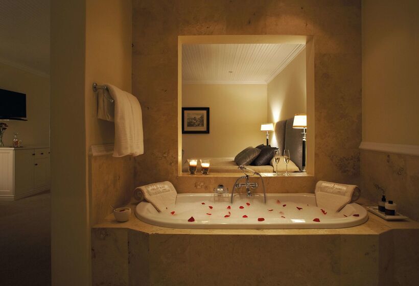 هتل Last Word Franschhoek