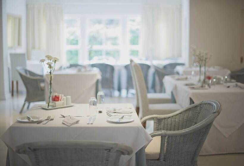 هتل Last Word Franschhoek