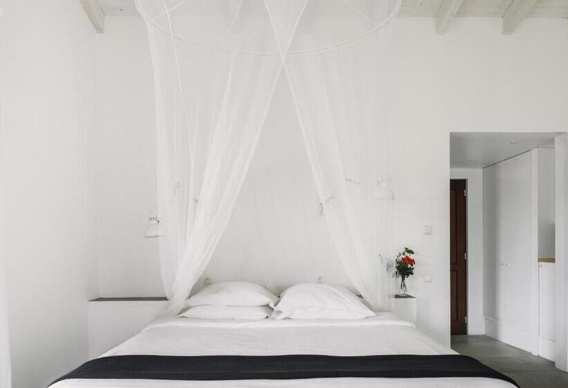 Отель Tres Marias