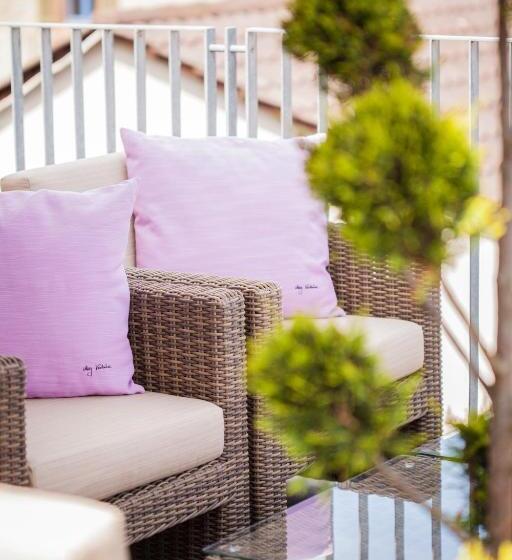 Отель Und Restaurant Zum Hirschen