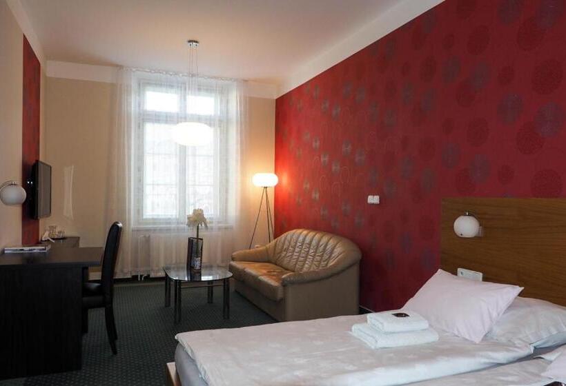 ホテル Vacek Pod Věží