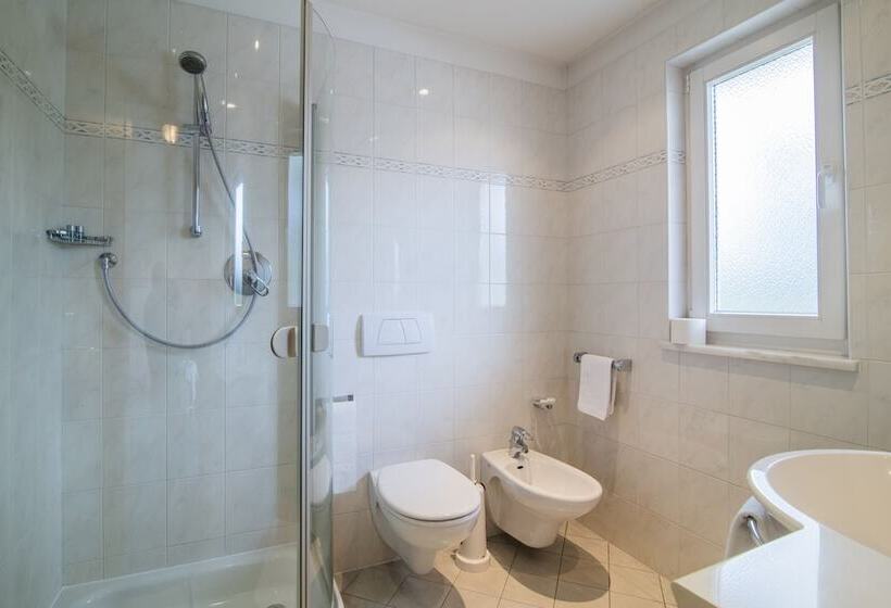 בית מלון כפרי Weingarten Terlan   Rooms & Breakfast