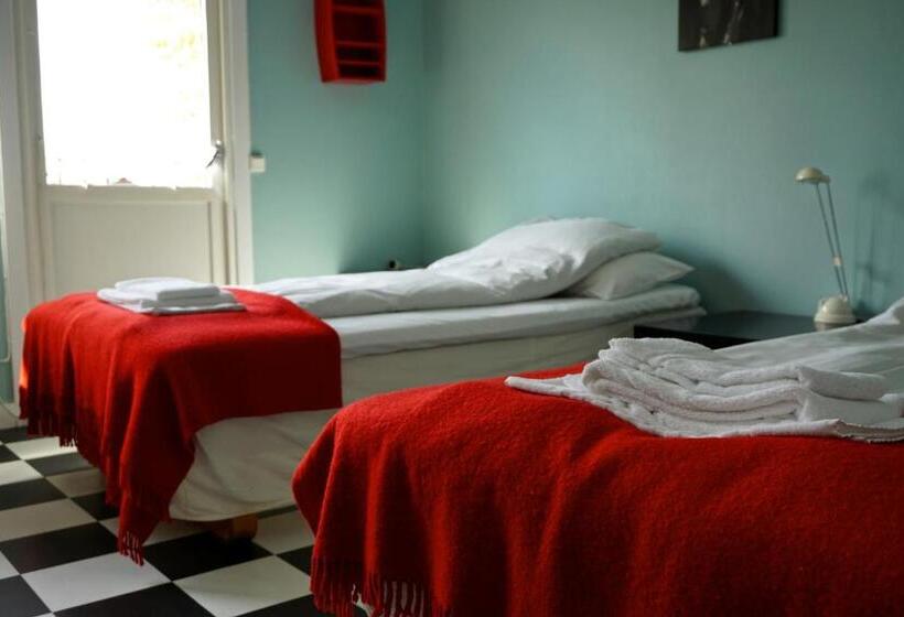 ホテル Dinners Mellerud