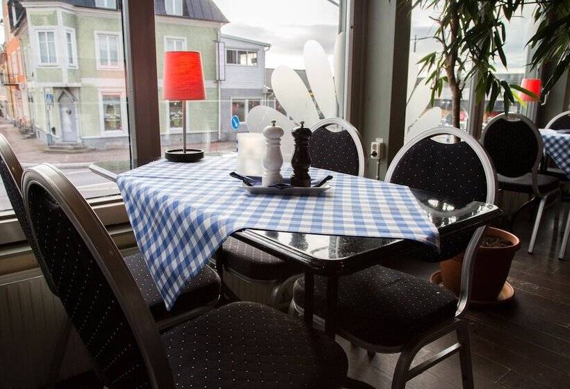 ホテル Dinners Mellerud